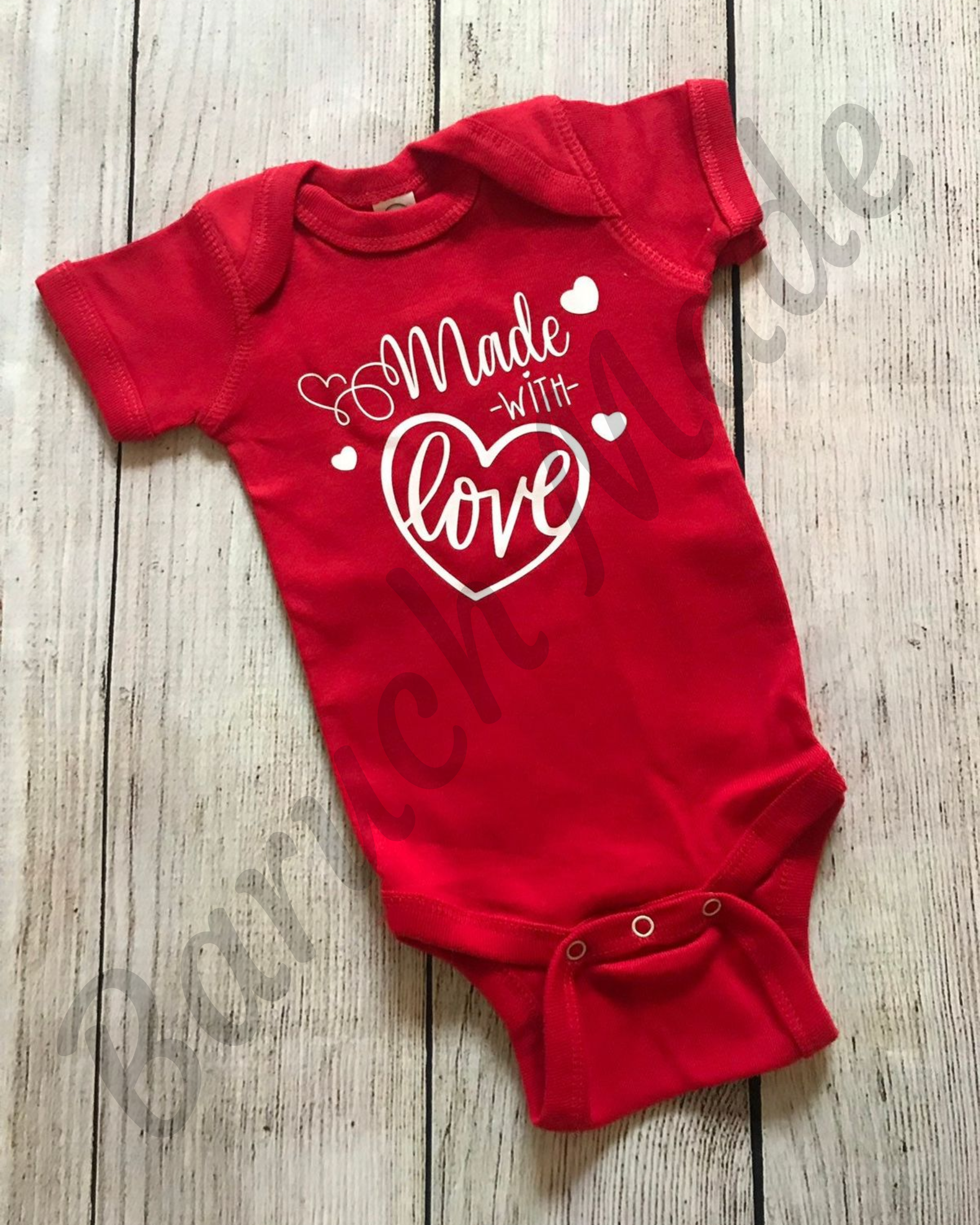 Onesie “Made with Love” (Personalizable)